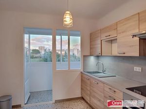 Location appartement 2 pièces à Ajaccio (20000)  905 €