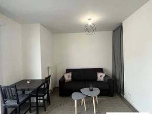 Location meublée appartement 1 pièce 40 m² à Chatenay-malabry (92290)  950 €