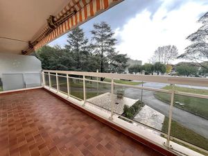 Location appartement 3 pièces 73 m² à Mandelieu-la-Napoule (06210)  1 395 €