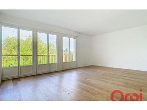 Location appartement  74.31 m² T-3 à Châtenay-Malabry  1 722 €