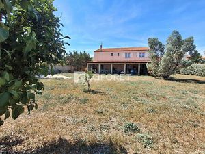 A VENDRE - Villa 4 Faces à Rivesaltes- Grand terrain - Fort potentiel