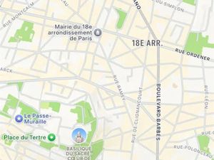 Location locaux professionnels 75 m² à Paris 18ème (75018)  42 000 €