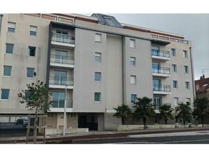 Location appartement  44 m² T-2 à Saint-Nazaire  640 €