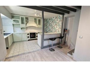 Location maison  m² T-4 à Courtomer  1 190 €