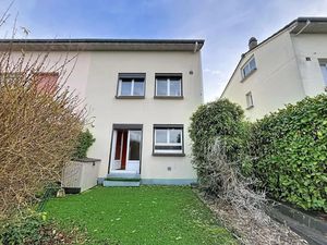 Location maison 4 pièces 90 m² à Petit-Couronne (76650)  945 €