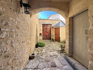 Blaye centre maison 250m² jardin