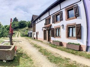 Corps de ferme mitoyen avec vue exceptionnelle