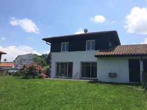 Maison duplex de type T4 avec garage et jardin