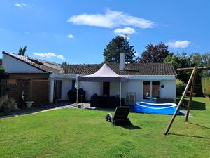 LESIGNY  Plain pied  3 chambres