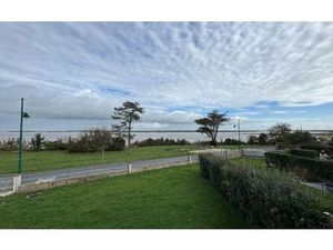 Maison Port-des-Barques 86.57 m² T-4 à vendre  199 900 €