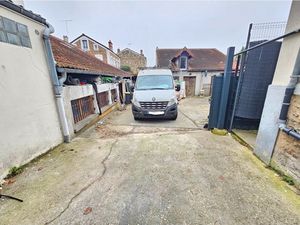 Immeuble à vendre CORBEIL ESSONNES (91)