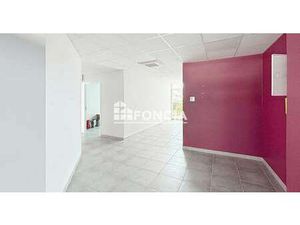 Vente Bureaux et commerces à Caen La Folie - Couvrechef (14000) : à vendre / 165m² Caen La