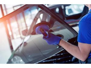 71100 CHALON SUR SAONE - Centre de Réparation et Remplacement de Pare-brise 130 m²