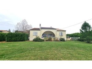 Maison à vendre 6 pièces BARJAC (30)