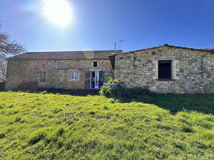 Corps de ferme Belvès avec Grange en pierre