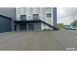 BOX DE STOCKAGE 9m²