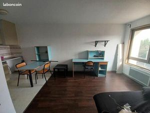 Studio 1 pièce 27 m²
