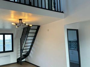 T2 refait à neuf avec boxe voiture et cave