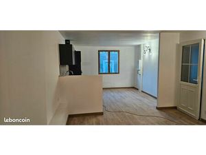 Appartement t2 bis 66m2+parking+exterieur commun