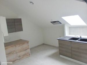 Villeneuve la guyard 89  PROCHE GARE F3