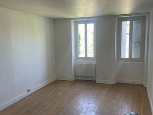 T2 à louer Blaye 590/mois CC