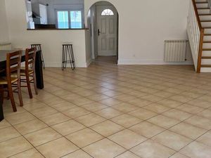 Location maison de ville 91m2