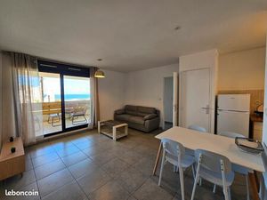 T3 meublé 54m2 refait à neuf■◊ 24 rue de la clinique  97490 Sainte Clotilde■Disponible à p