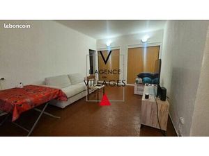 Studio 1 pièce 45 m²