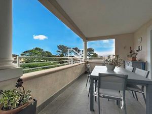 SAINT RAPHAËL  Proche mer et commerces