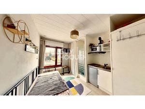 Studio de 9 9 m² à Annecy - Courrier