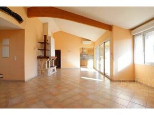 Pont des Demoiselles - Vaste appartement T4 avec terrasse et garage