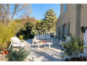 Vente Maison 7 pièces de 196m² - 13090 Aix-en-Provence
