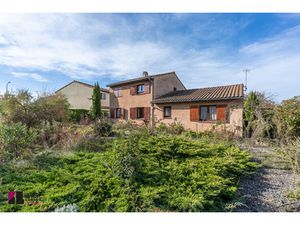 Maison T5 de 117 m2 avec jardin et garage à Cugnaux.