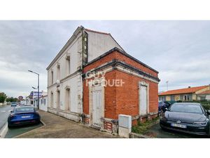 Immeuble de caractère à usage professionnel avec potentiel d'habitation