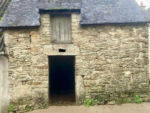 Maison après travaux d'environ 25 m² habitables  à rénover