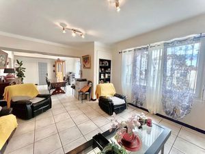 Vente maison 10 pièces 210 m² à Saint-Palais (64120)  338 000 €