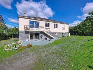 Maison à vendre à St Jean des Mauvrets - 3 chambres et terrain de 700m²