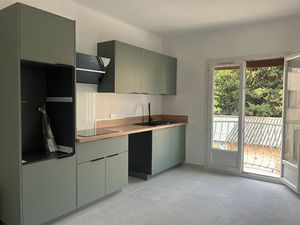 Appartement Gardanne 3 pièce(s) 64.68 m2