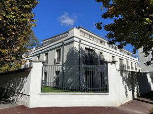 VIEUX ST MAUR 600 m RER (ligne A) STUDIO NEUF