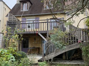 MAISON DE VILLE AVEC JARDIN MAISON ET POSSIBILITÉ D'UN STUDI