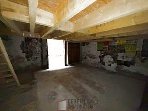 Rare : réserve en rez-de-chaussée 48 m2 exploitables CEN