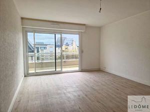 Vente Appartement 3 pièces à Dinard (35800) : à vendre 3 pièces / 65m² Dinard