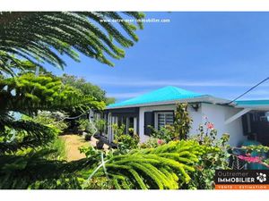 Vente maison 5 pièces 165 m² à Saint joseph (97480)  367 500 €