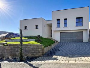 Magnifique maison neuve avec jardin et garage