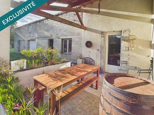 Pavillon 138 m² de plain-pied sur 6 237 m²  au calme  4 chambres  Dépendances & panneaux p