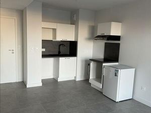 Appartement - 6ème étage - 41 02 m2 - 2 pièces - Non meublé