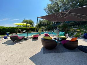 Villa 6 pièces - piscine - terrain de 2419m2