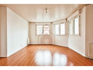 Quartier Mairie du Kremlin Bicêtre à deux pas de Paris 13ème - À vendre - Appartement 2 pi