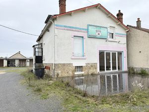 EMPLACEMENT COMMERCIAL No1