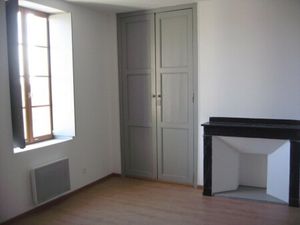 Location Appartement 1 pièce 46m² NARBONNE 11100